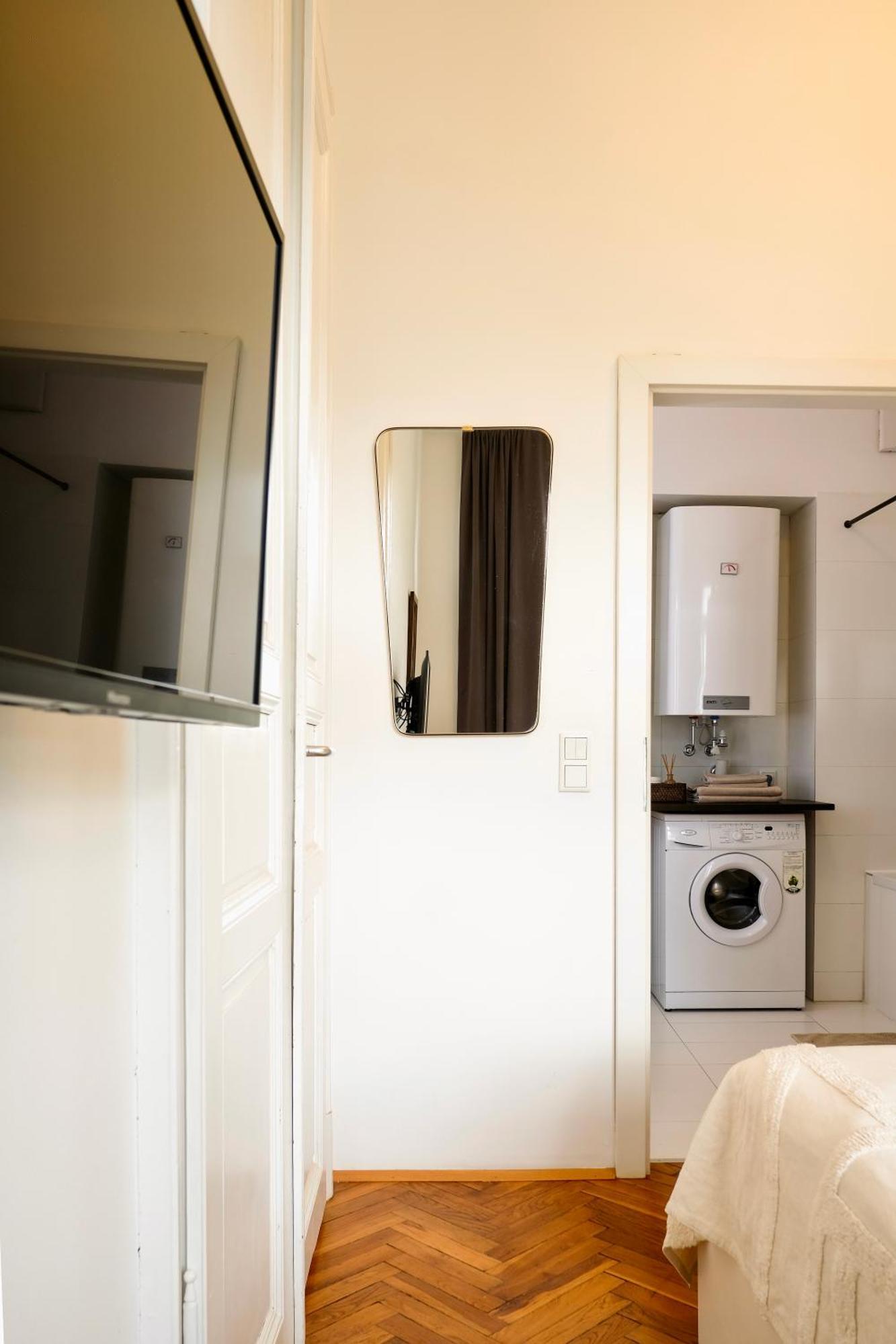 Stilvolles Apartment In Zentraler Lage - Free Parking Graz Exteriör bild